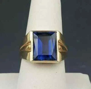 Anillo de compromiso de zafiro creado en laboratorio de corte esmeralda de 3 quilates para hombre enchapado en oro amarillo de 14 k - Imagen 1 de 6