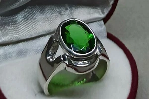 Oval Cut 4 Carat Green Peridot Women Ring Sterling Silver 925 Handmade Ring - Picture 1 of 12