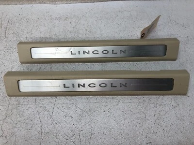 13-16 LLINCOLN MKZ ПЕРЕДНИЙ ПРАВЫЙ И ЛЕВЫЙ ДВЕРНОЙ ПОРОГ ПАНЕЛЬ ПОТЕРТОСТИ ПЛАСТИНА КОМПЛЕКТ OEM LOT3255 - Изображение 1 из 4
