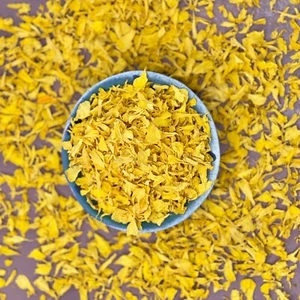 Dried Yellow Marigold Petals - Wedding Confetti -Craft - 1kg to 5 kg - Picture 1 of 6