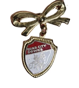Vintage Bow Pin W/ Enamel Dangle Charm Quad City Downs Horse Track 70s - Picture 1 of 1