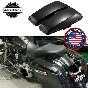 Tapas de alforja estiradas normales negras vívidas para Harley Street Road Glide 2014+ - Imagen 1 de 11