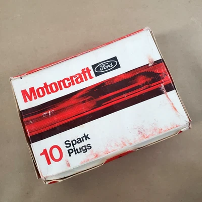 Motorcraft BSF82 Spark Plugs – Box of 10 Vintage Ford Service Parts - Image 1 of 4
