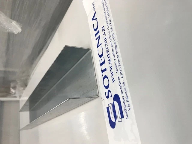 profilo ad "U" 35/70/35 in acciaio zincato sp 1.5mm L 1000 - Immagine 1 di 1