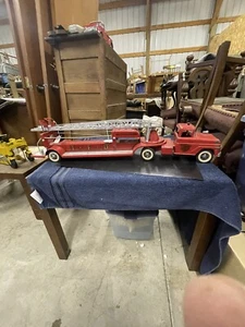 1960s Tonka  TFD Hydraulic Aerial Ladder Truck Pressed Steel Great Condition - Picture 1 of 12