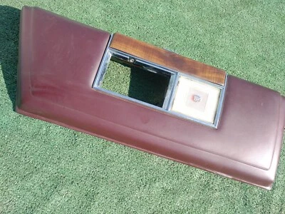 80-89 Cadillac Fleetwood reposabrazos trasero izquierdo lado del conductor con bisel OEM Foto 1 de 4