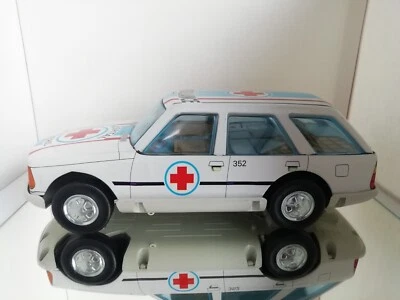 Ancienne Ambulance Romaine Renault Plastique Etain Litho Fer-blanc Friction E... - Photo 1/4