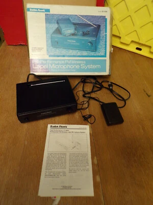 Radio Shack Pro-Performance FM Wireless Lapel Microphone System - Image 1 of 4