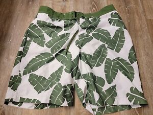 Old Navy Men’s Swim Trunks Size XL Board Shorts White / Green Tropical Print