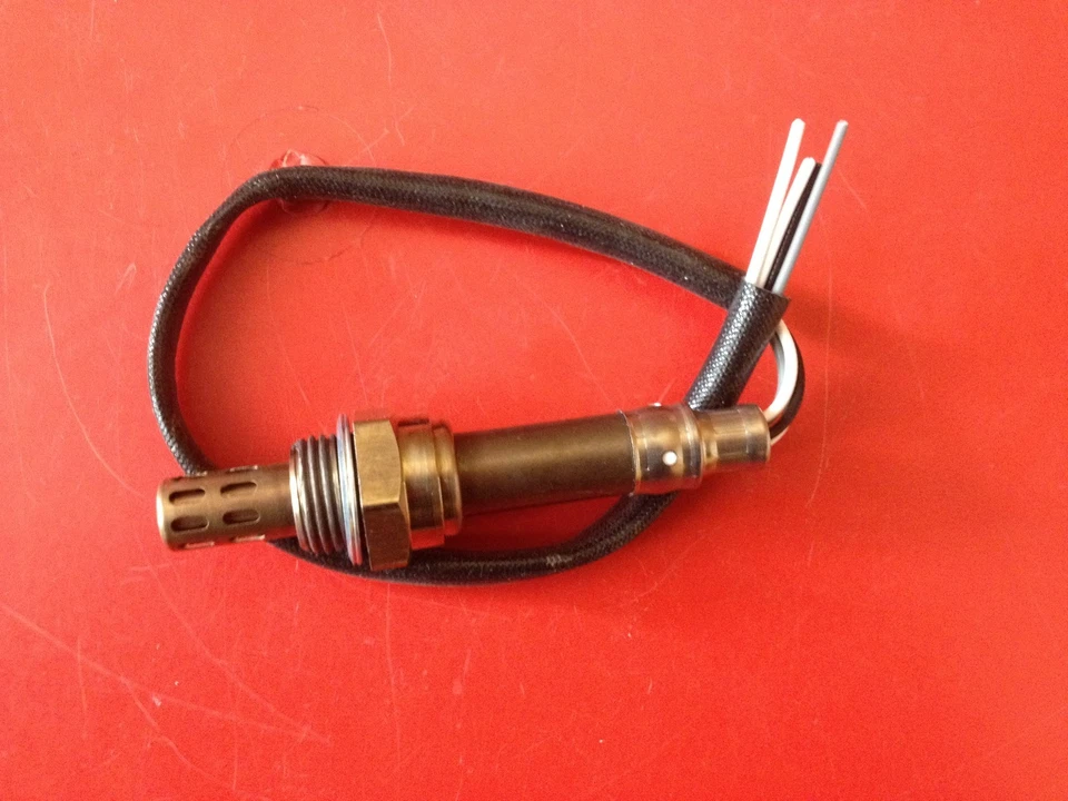 NUEVO SENSOR DE OXÍGENO UNIVERSAL DE 4 HILOS HON300SPARK PARA HONDA Y ACURA Foto 1 de 2