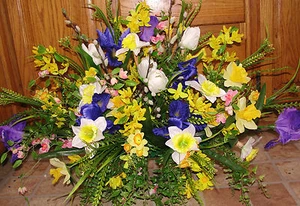 Add'l Summer Silks to be added to this Tombstone Saddle Arrg photo soon 24"frame - Picture 1 of 1
