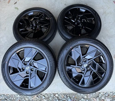 Juego de llantas negras 52910-BE310 2025 18" Hyundai Kona OEM Foto 1 de 4
