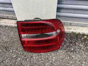 2008-2010 Porsche Cayenne 957 Tail Light Taillight Lamp RH PASSENGER Side OEM - Picture 1 of 6