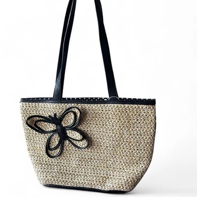 Bueno коллекции соломы сплетенный сумка с короткими ручками с черной отделкой и 3D бабочка новый с Ярлыками - Изображение 1 из 4