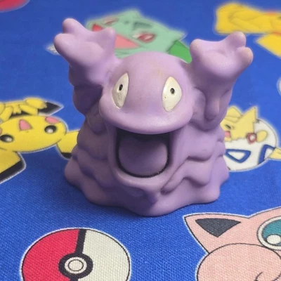 Pokemon Grimer Púrpura Figura Finger Puppet 1997 Nintendo Bandai PVC De Colección EE. UU. Foto 1 de 4