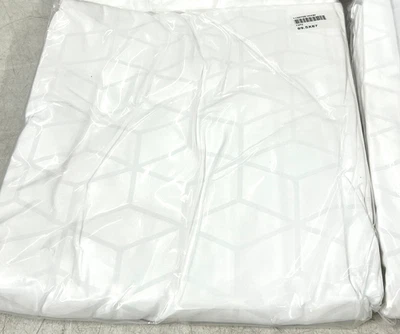 IHG Valley Forge LUXURY Queen 89.5" x 87" WHITE Duvet Cover Jacquard - Image 1 of 3