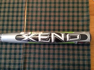 Nuevo bate de softbol lanzamiento rápido xeno Louisville Slugger FP11X TPS 2011 33/23 (-10) - Imagen 1 de 7