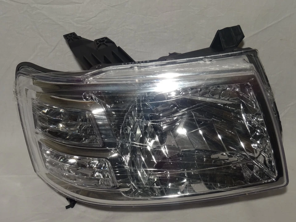 DEPO 231-1135R-LD-E phare avant droit FORD RANGER MK2 (ET) 3.0 TDCi 2005-2012 - Photo 1/2