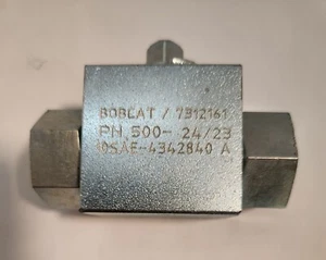 Bobcat - 7312161 - Ball Valve - for Excavator Diverter Kit - Picture 1 of 4