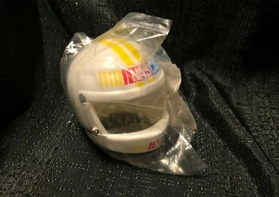 DecopPac NASCAR гоночный автомобиль водитель шлем торт Топпер / украшение / новый - Изображение 1 из 4