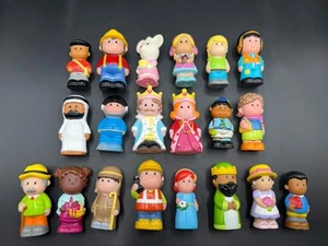 ELC Happyland Lotto Lavoro Misto Giocattolo Persone Gioco Figure Bundle X20 Pezzi - Foto 1 di 13