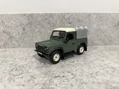 Granja británica - Land Rover Defender 90 toldo - escala 1:32 - 42732A1 - nuevo/como nuevo Foto 1 de 4