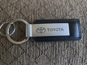 Toyota Key Ring Black Leather Design - Foto 1 di 3