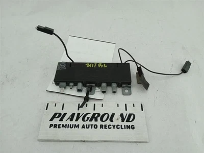 Усилитель антенны стерео радио BMW 318i E36 седан подходит для 1992 1993 1994 1995 92 93 - Изображение 1 из 4