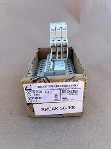 4 pcs CBI 30 amp 3 pole circuit breaker QZ-3(13)-D QZD38230 - Picture 1 of 7