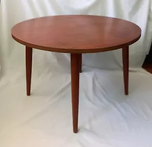 Vintage Mid Century Real Wood Round Coffee Side Table Plant Stand Tapered Legs - Picture 1 of 9