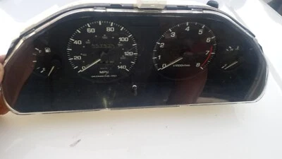 Velocímetro de cuadro de instrumentos Infinity I30 1996-1997 original OEM 220.232 millas Foto 1 de 4