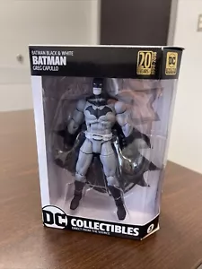 DC Collectibles Batman: Black & White Collection - Statua Batman di Greg Capullo - Foto 1 di 6