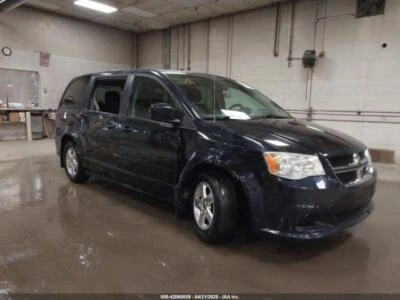 Used Front Right Door Assembly Front fits: 2011 Dodge Caravan electric 6 pin win Foto 1 de 4