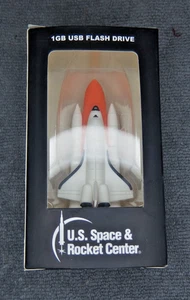 US Space & Rocket Center Space Shuttle 1Gb USB Stick Sammlerstück - Bild 1 von 2