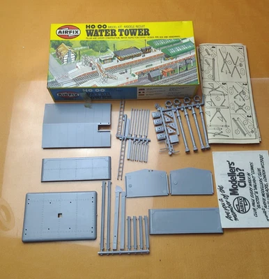 Airfix OO/HO Gauge Water Tower Kit - Boxed - Image 1 of 4