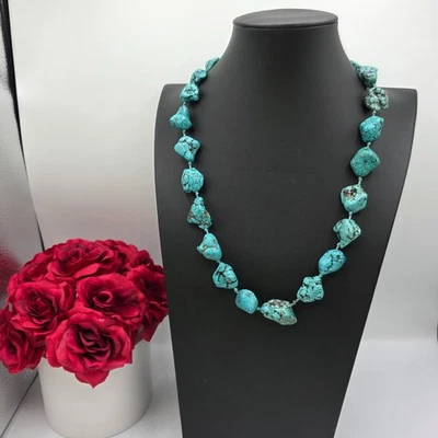 Collar de piedra gruesa pepitas azul turquesa tono plata bloqueo a presión 25" negrita Foto 1 de 4