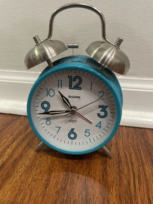 Sharp Twin Bell Alarm Clock Quartz Blue Aqua Turquoise Loud Alarm SPC851 Tested - Image 1 of 4