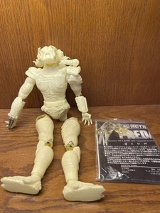 FIGURA LIMITADA MEDICOM PREDATOR SERIE DE ACCIÓN REAL (sin caja) - Imagen 1 de 7