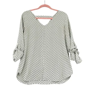 Blusa LOFT Verde Blanco Patrón Geométrico Cuello en V Manga 3/4 Pestaña Pequeña - Imagen 1 de 6