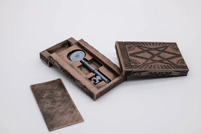 Caja búnker Supernatural Men of Letters réplica utilería Foto 1 de 4