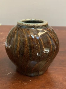 Art Pottery Mini Brown Fluted Vase Green Speckled Glaze Interior Signed KOZ - Picture 1 of 7
