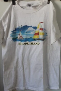 Rhode Island Fruit Of The Loom Cotton Tee "Day of Sailing" Graphic Small - Picture 1 of 2