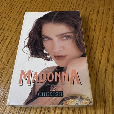 Madonna Cherish/Supernatural Cassette Single with Slip Cover  MADE in the USA Foto 1 de 4