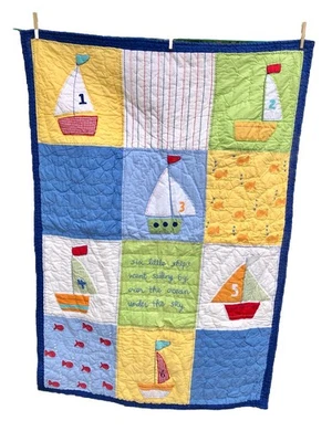 Edredón de cuna Pottery Barn Kids velero náutico marítimo barco de peces verde azul Foto 1 de 4