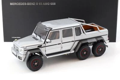 1:18 AUTOart 2013 Mercedes G63 AMG 6X6 Designo Argento Iridio 76301 - Immagine 1 di 4