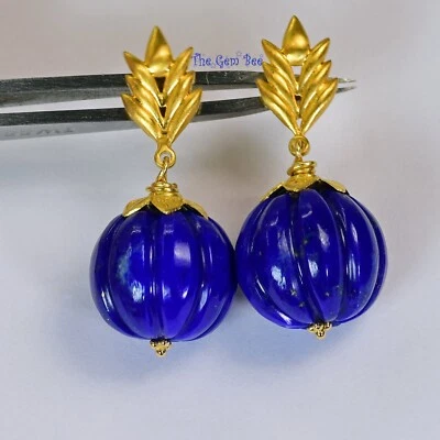 Pendientes de cuentas acanaladas de melón tallado lapislázuli fino de oro amarillo macizo de 18 quilates de 14 mm Foto 1 de 4