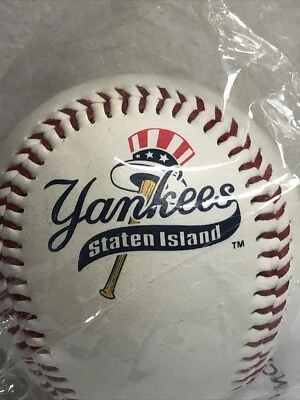 2002 Nueva York Penn League Champions SGA Béisbol Staten Island Yankees Logo Balón Foto 1 de 4