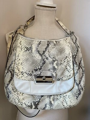 Bolso de Mano Kristin Hobo COACH L1169-19323 Pitón Cuero Blanco Repujado Foto 1 de 4