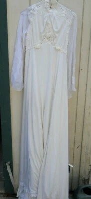 VESTIDO DE NOVIA VINTAGE AÑOS 70 MUJER ENCAJE BLANCO Y POLI LARGO TALLA MEDIANA DE BULLOC Foto 1 de 4