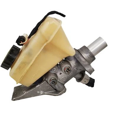 06 07 2006 Mercedes-Benz ML500 cilindro maestro OEM ID# 1644300401 Foto 1 de 4